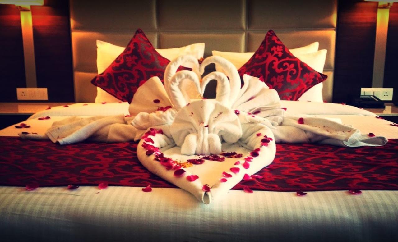 Continent Hotel Nawanshahr Nawāshahr Esterno foto
